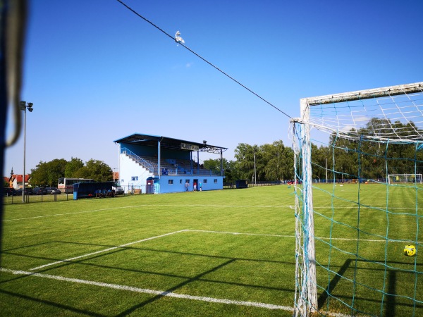 Stadion Paža - Antin