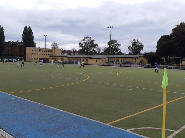 Sportanlage Emerich-Ambroß-Ufer - Dresden-Cotta