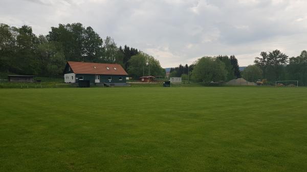 Sportplatz Am Kirchenwald - Suhl-Goldlauter