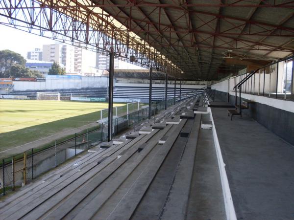 Estádio Abel Alves de Figueiredo - Santo Tirso