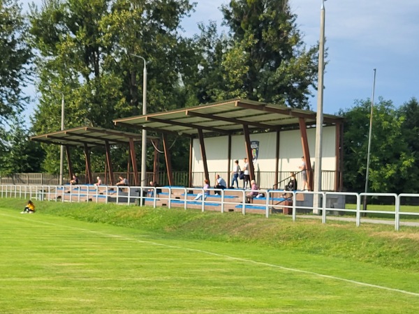Stadion w Nędza - Nędza