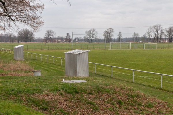 Sportanlage Großenhainer Straße Platz 2 - Ebersbach bei Großenhain-Kalkreuth