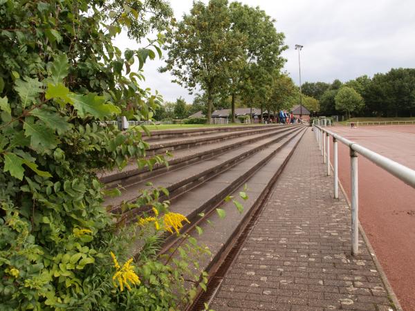 Sportplatz Oberheidstraße - Mülheim/Ruhr-Winkhausen