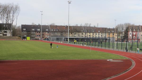 Bezirkssportanlage Bäuminghausstraße/Stadion - Essen/Ruhr-Altenessen