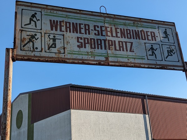 Werner-Seelenbinder-Sportplatz - Tangerhütte
