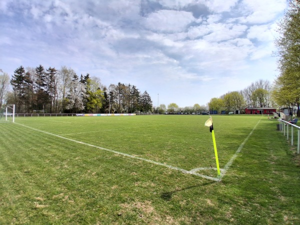 Sportanlage Rostocker Straße - Dettmannsdorf