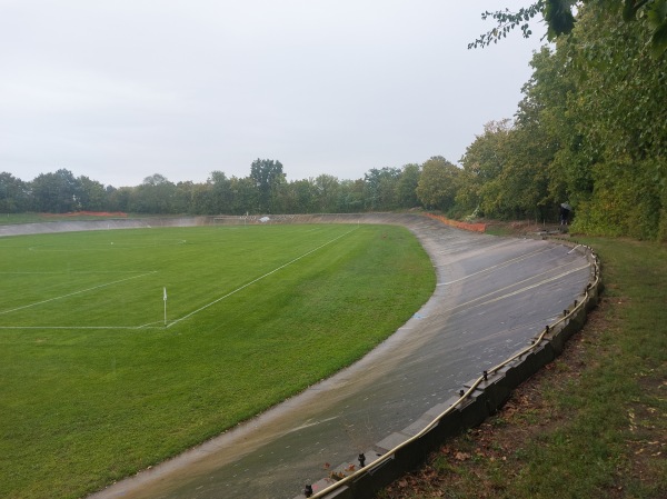 Radrennbahn Marienbergstraße - Nürnberg-Ziegelstein