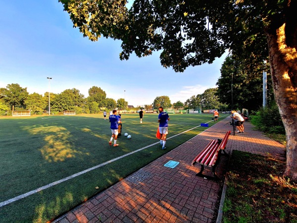 Sportanlage am Grabensprung Platz 2 - Berlin-Biesdorf