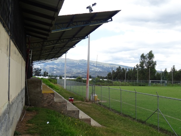 Estadio de Juan Montalvo Cancha 1 - Cayembe