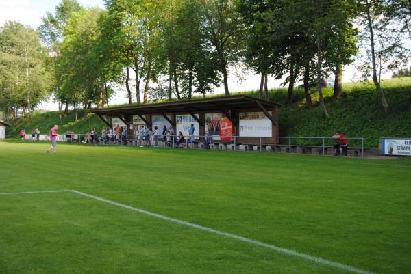 Waldstadion - Neufraunhofen