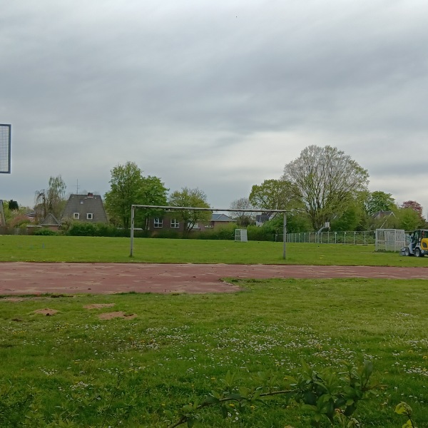 Gut-Heil-Stadion D-Platz - Neumünster