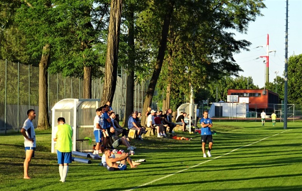 Ausportplatz - Krems