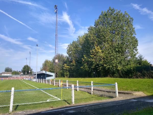 Alfred Davis Memorial Ground - Marlow, Buckinghamshire