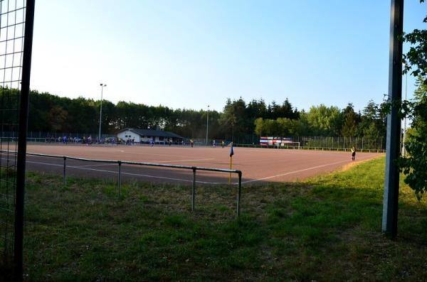 Sportplatz Auf der Heide - Waldorf/Eifel