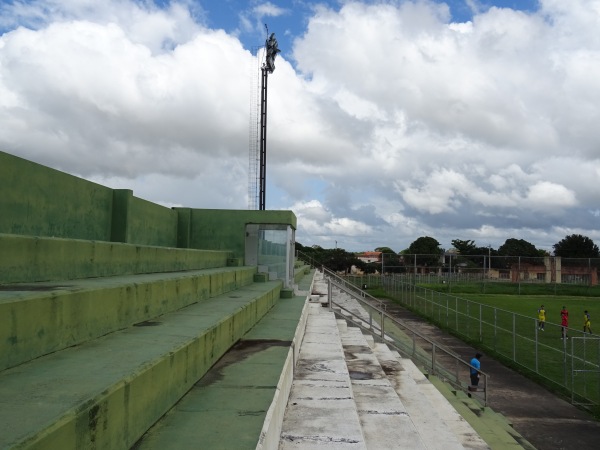 Estadio Municipal Distrito 9 - Santa Cruz de la Sierra