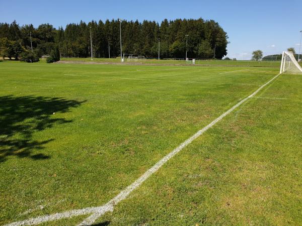 Sportgelände in der Mehrstetter Straße - Ballendorf