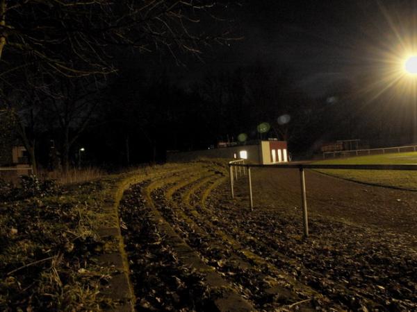 Bezirkssportanlage Am Rönsbergshof - Duisburg-Beeck