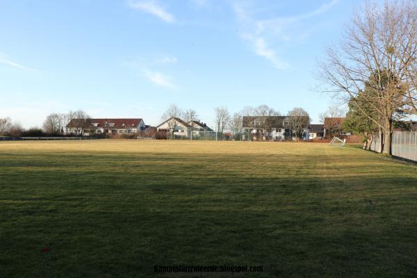 Sportplatz an der Gemeindehalle - Schwaikheim