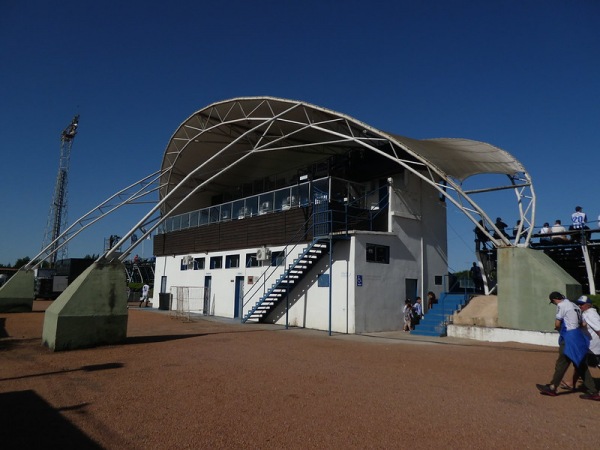 Estadio Arquitecto Antonio Eleuterio Ubilla - Melo