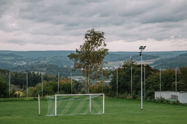 Ernst-Schneller-Stadion - Lauter-Bernsbach