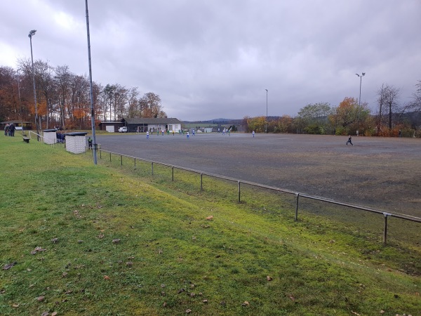 Lohbergstadion Nebenplatz - Hohenahr-Erda