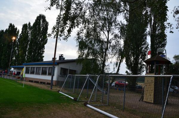 Sportplatz Hüllenberg - Neuwied-Hüllenberg