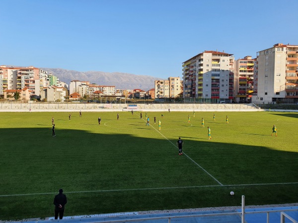 Stadiumi Gjorgji Kyçyku - Pogradec