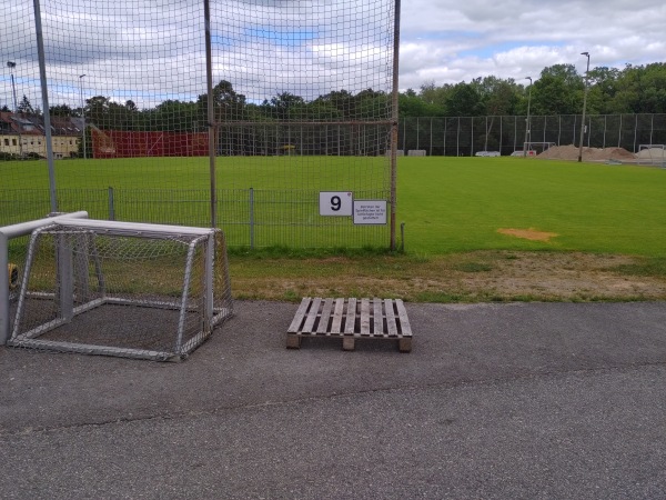 Sportpark Valznerweiher Platz 9 - Nürnberg-Zerzabelshof
