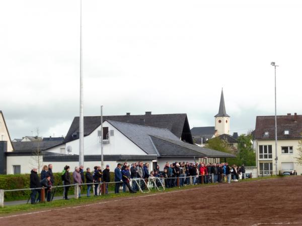 Sportanlage Raiffeisenstraße Platz 2 - Dickenschied