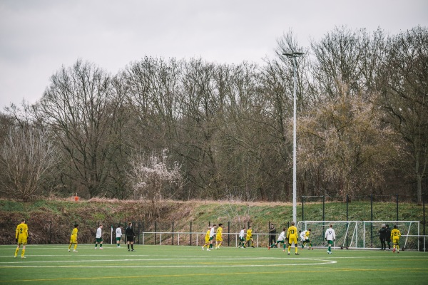 Alfred-Kunze-Sportpark Platz 4.2 - Leipzig-Leutzsch
