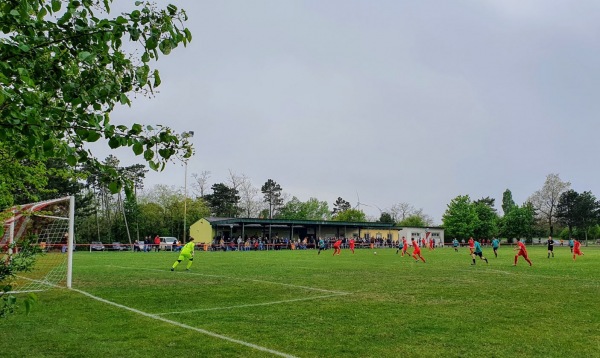 Sportplatz Markgrafneusiedl - Markgrafneusiedl