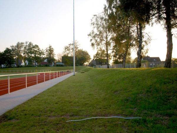 Franz-Dobrikat-Sportplatz - Halver