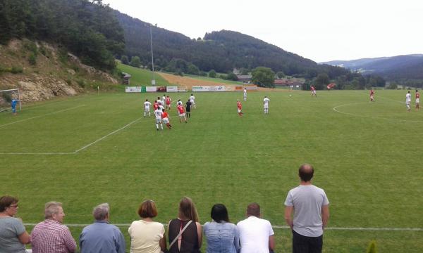 Sportplatz Laimbach - Laimbach am Ostrong