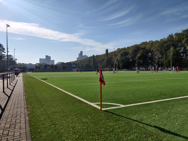 Universitätssportplatz 2 - Köln