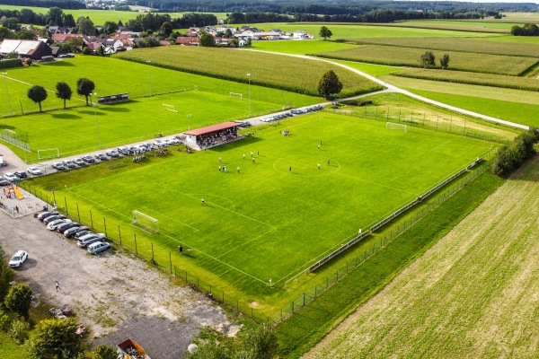 Hauptsportplatz Bedernau - Breitenbrunn-Bedernau