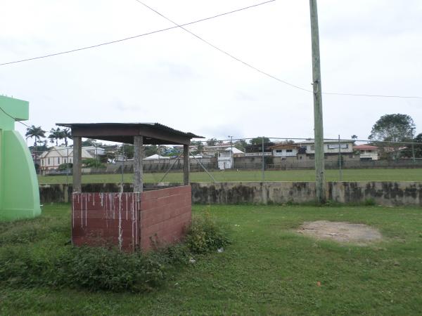 Norman Broaster Stadium - San Ignacio