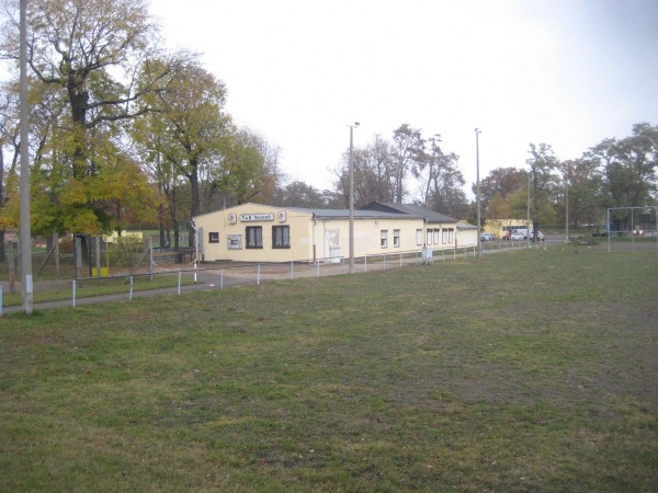 Sportanlage Zielitzer Straße Platz 2 (alt) - Magdeburg-Neue Neustadt