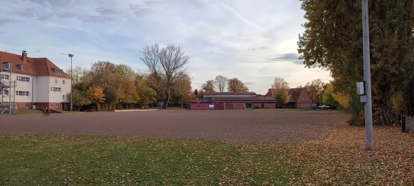 Helmut-Simnack-Stadion C-Platz - Laatzen-Grasdorf