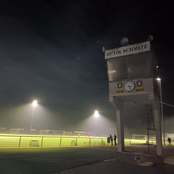 Waldstadion Nebenplatz - Geilenkirchen