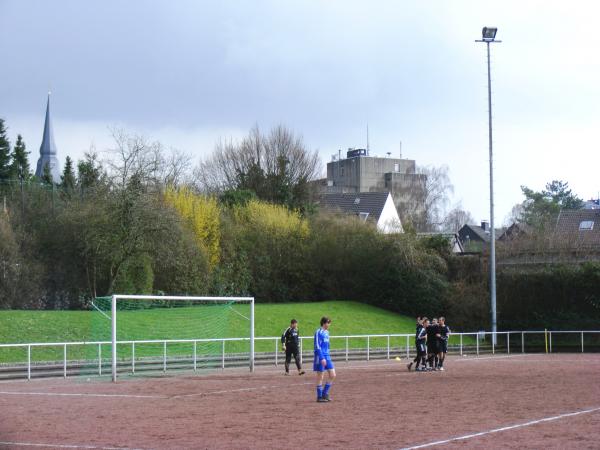 Sportanlage Friedrich-Mohn-Straße - Ratingen