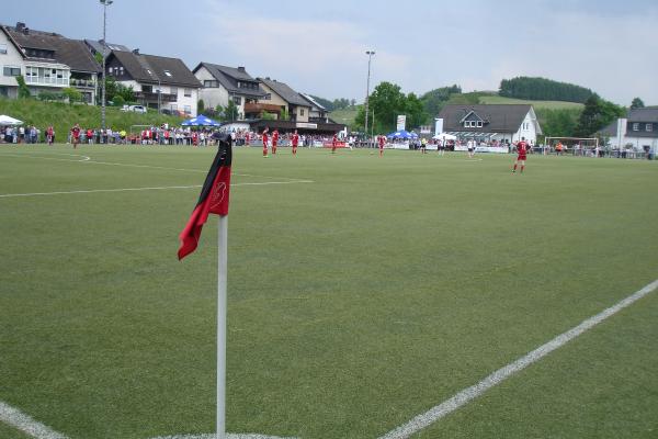 Hessenberg-Sportplatz - Eslohe/Sauerland-Cobbenrode