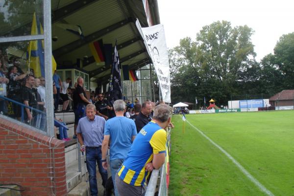 Stadion Biener Busch - Lingen/Ems-Holthausen-Biene