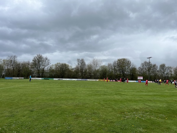 Sportanlage Pfarrer-Starostzik-Straße - Eggolsheim-Neuses