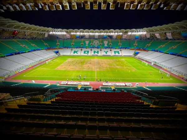 Konya Büyükşehir Belediye Stadyumu - Konya