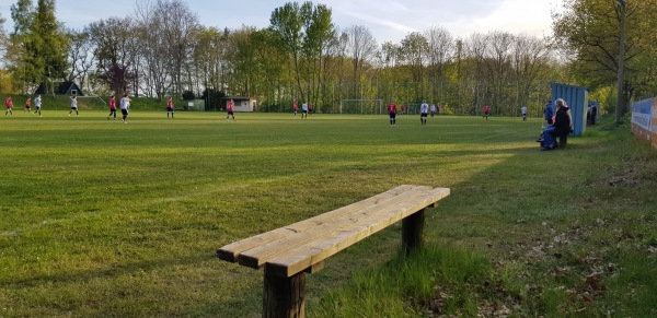 Sportplatz Achtern Barg - Kleve/Kreis Steinburg