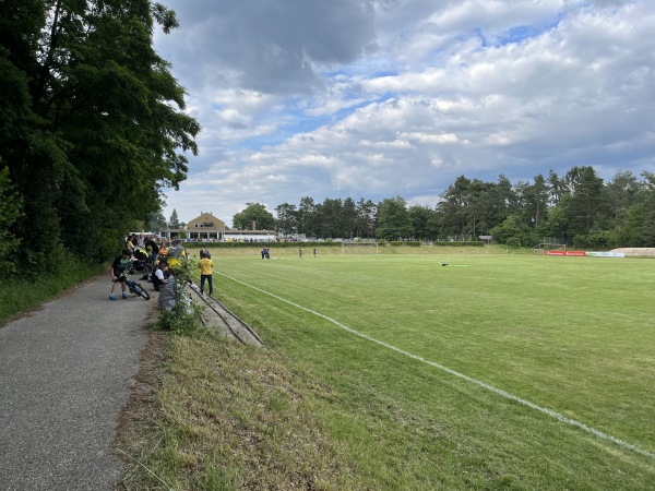 Sportanlage Germersheimer Straße - DJK-Platz - Nürnberg-Kettelersiedlung