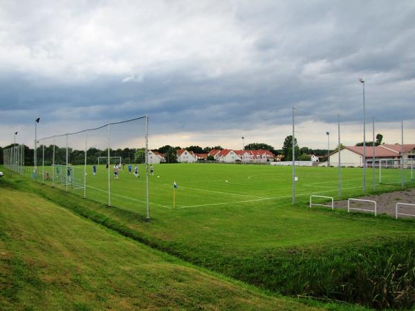 Sportplatz am Kanal 2 - Leuna-Kötschlitz