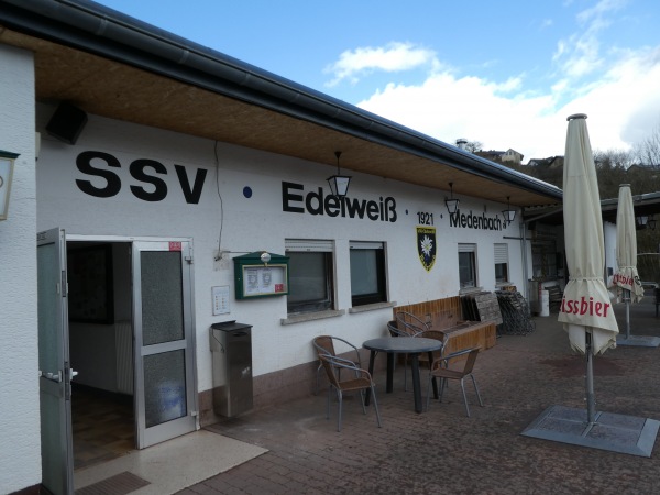 Edelweiß-Sportanlage Platz 2 - Breitscheid/Hessen-Medenbach