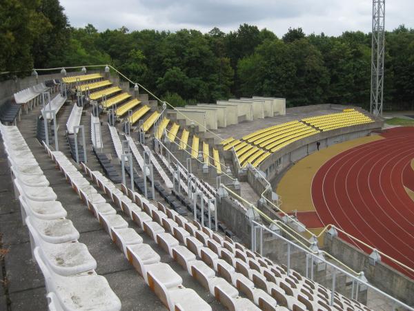 Steponas Dariaus ir Stasys Girėno stadionas (1925) - Kaunas