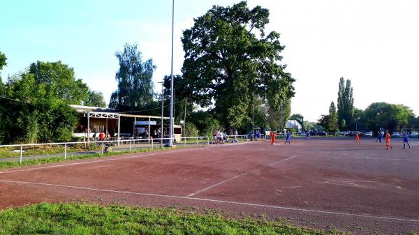 Sportplatz Auweg - Eltville/Rhein-Hattenheim